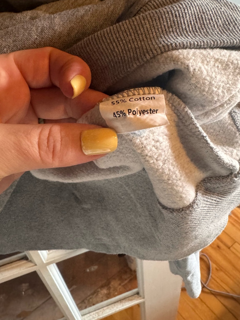 🩶 Heather Grey Fleece Quarter-Zip Pullover — Size Medium - Picture 2 of 5
